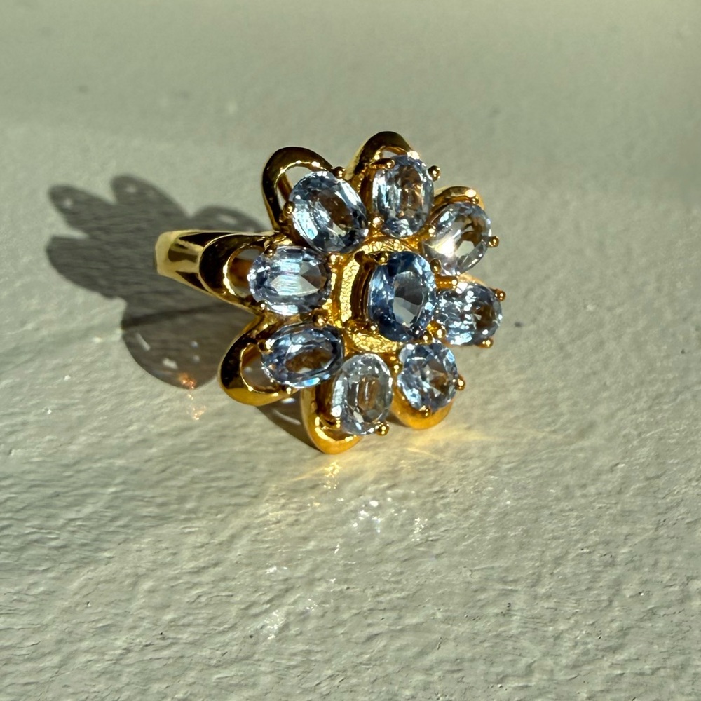 3/$100 Cornflower Blue Flower Ring Size 6.75